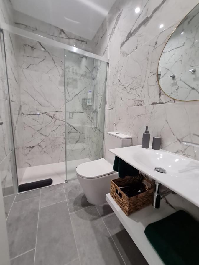 Loftinmalaga Aparthotel Екстериор снимка