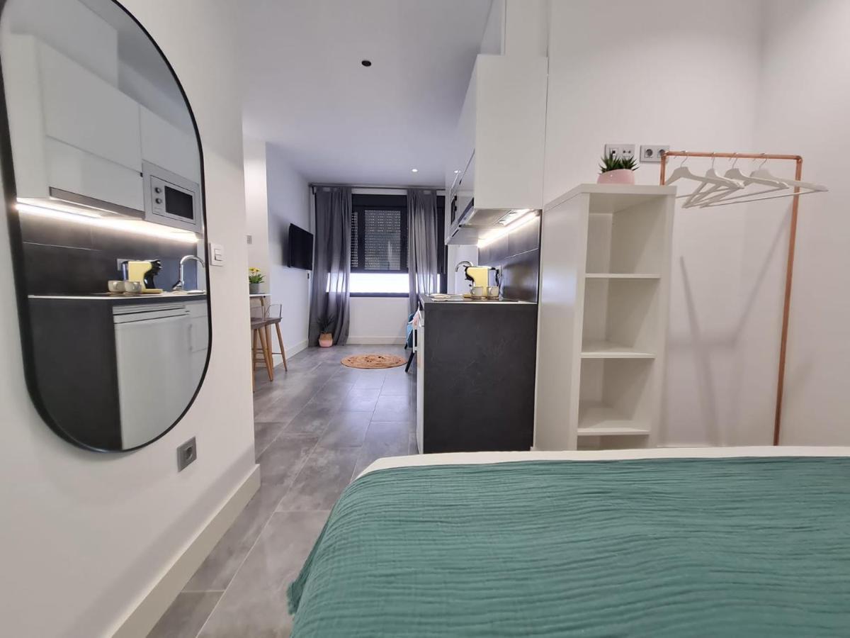 Loftinmalaga Aparthotel Екстериор снимка
