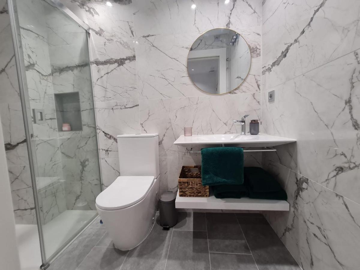 Loftinmalaga Aparthotel Екстериор снимка