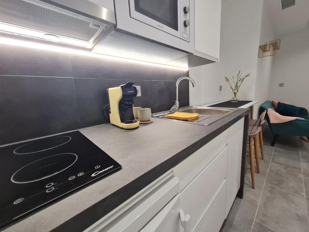 Loftinmalaga Aparthotel Екстериор снимка