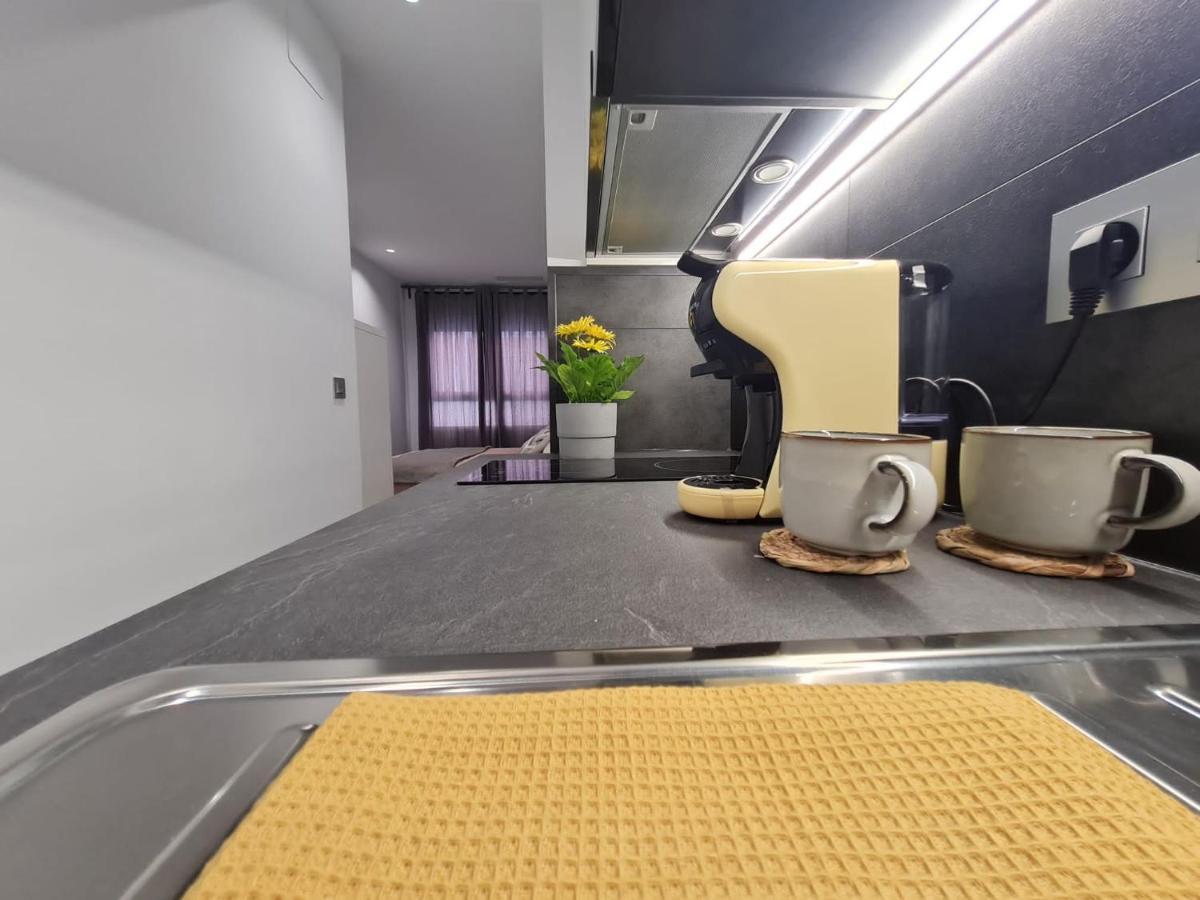 Loftinmalaga Aparthotel Екстериор снимка