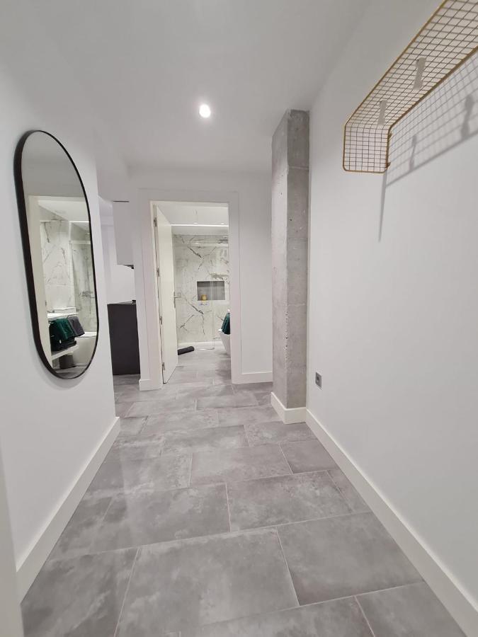 Loftinmalaga Aparthotel Екстериор снимка