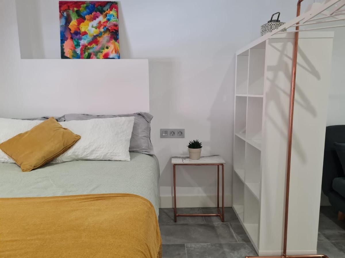 Loftinmalaga Aparthotel Екстериор снимка