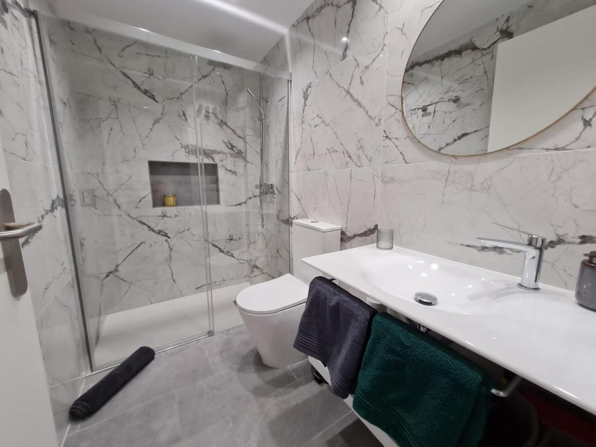 Loftinmalaga Aparthotel Екстериор снимка