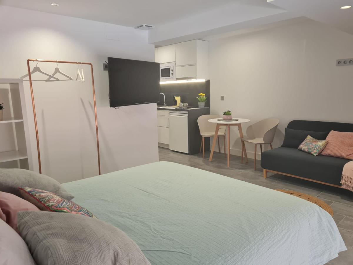 Loftinmalaga Aparthotel Екстериор снимка